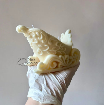 Large Sleigh Candle